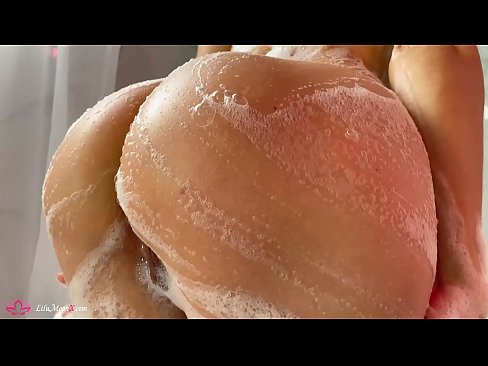 ❤️ Brunette onanerer fisse med vibrator til intens orgasme i brusebad ❌ Porn video at da.teencumpot.ru